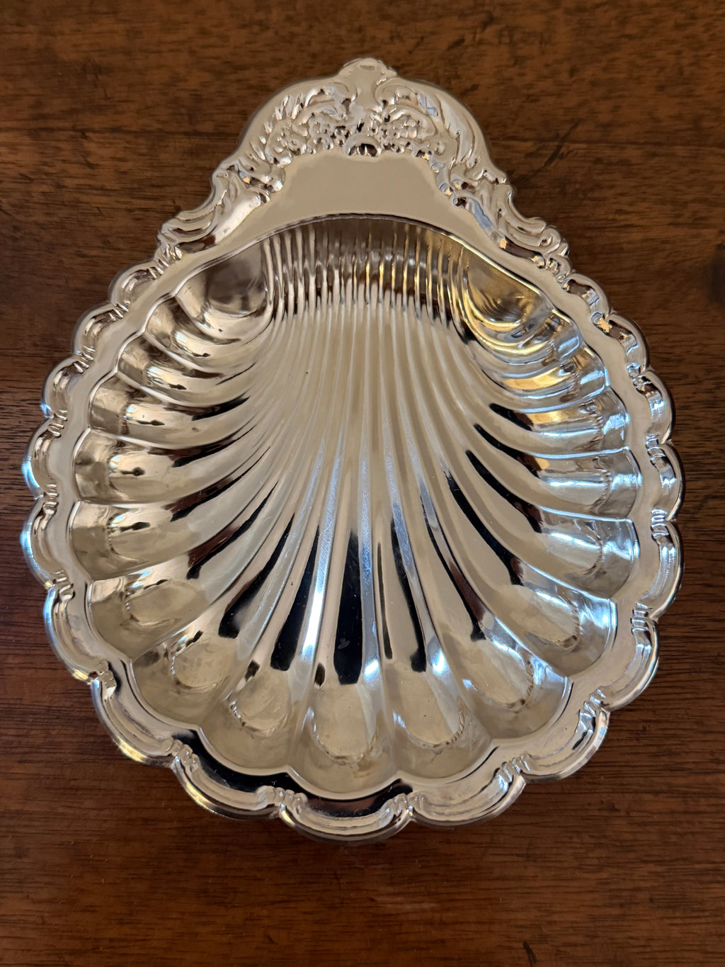 Vintage Leonard Silverplated Shell Catchalls, c. 1970s