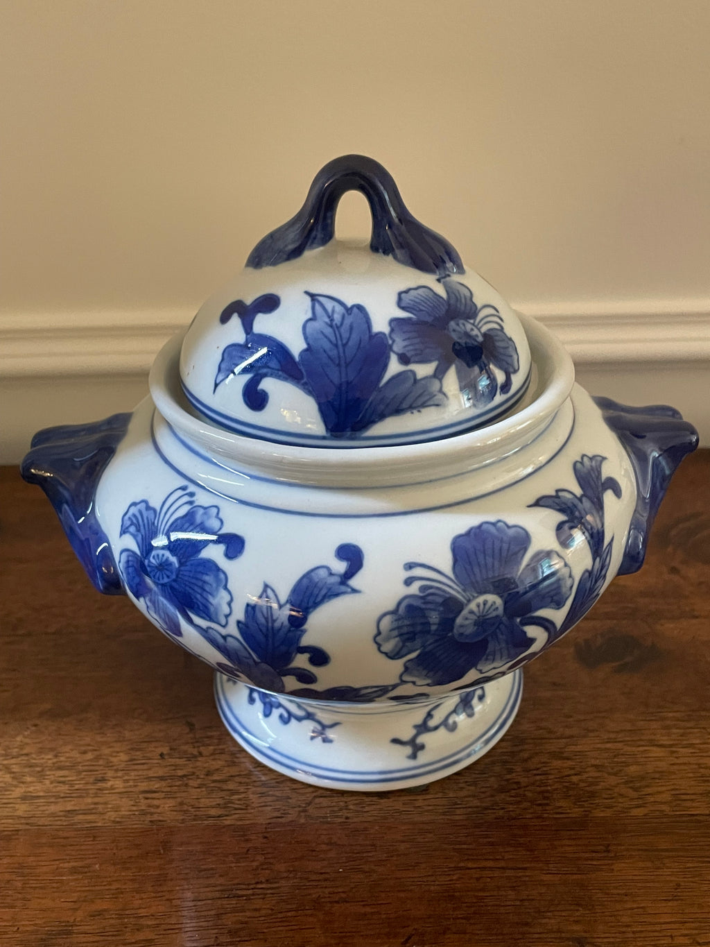 Vintage Chinese Blue & White Porcelain Covered Jar, Late 20th Century
