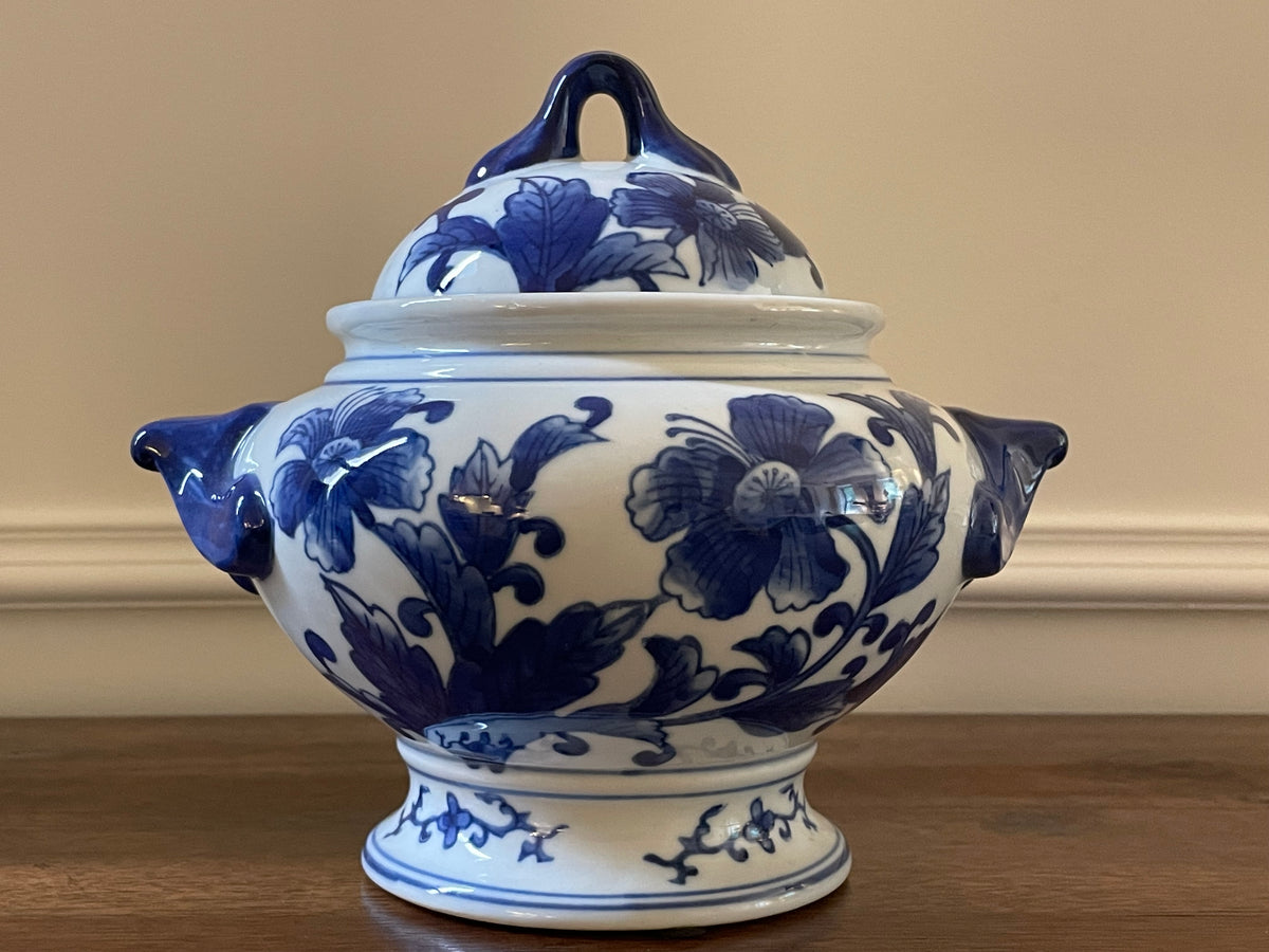 Vintage Chinese Blue & White Porcelain Covered Jar, Late 20th Century