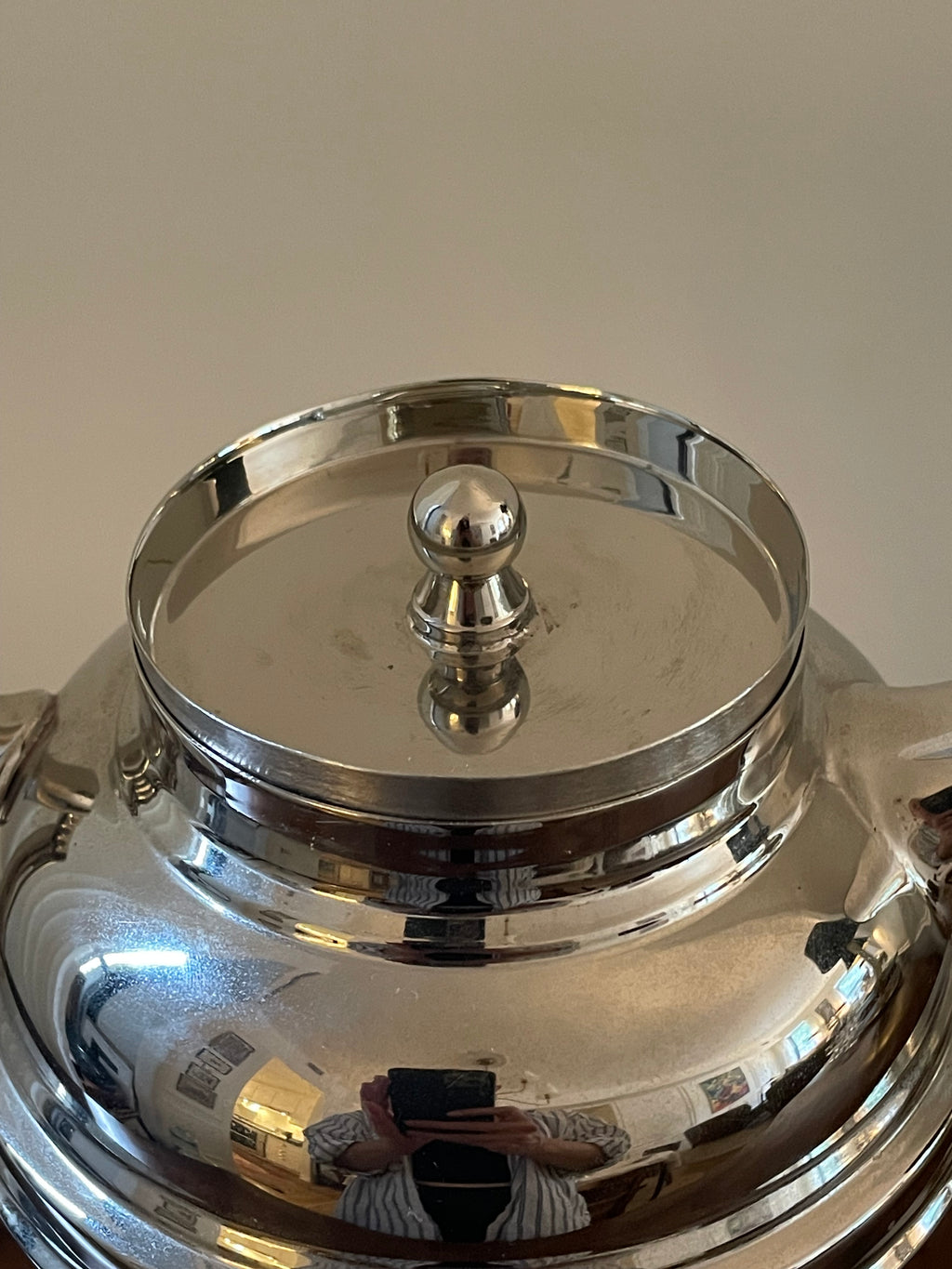 Art Deco Large-Format Vintage Chrome Cocktail Shaker