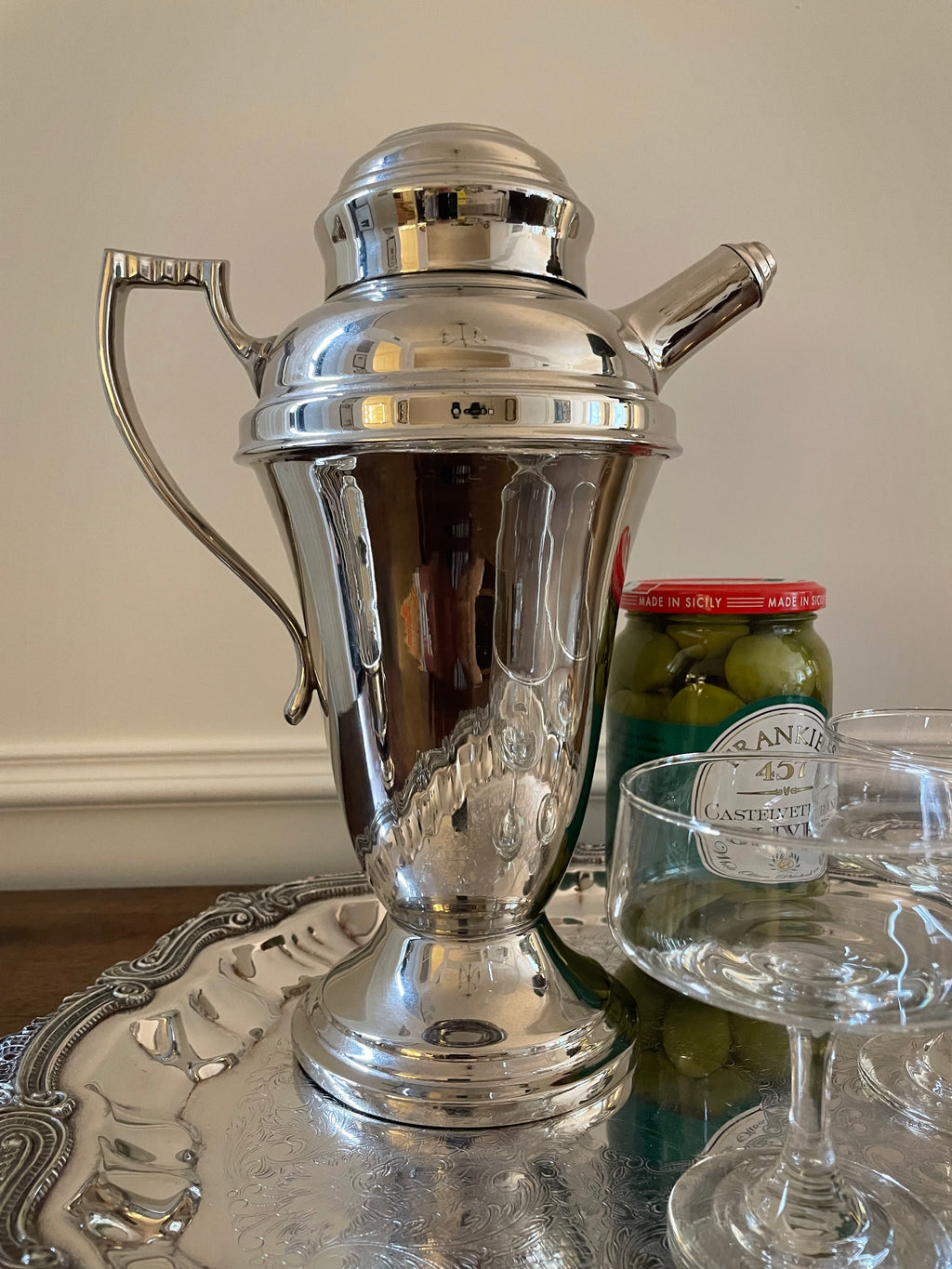 Art Deco Large-Format Vintage Chrome Cocktail Shaker