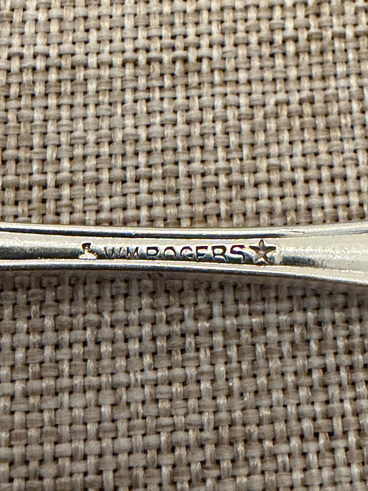 Set of 8 Wm. Rogers Melrose Petite Silverplate Teaspoons, Pattern Introduced 1898
