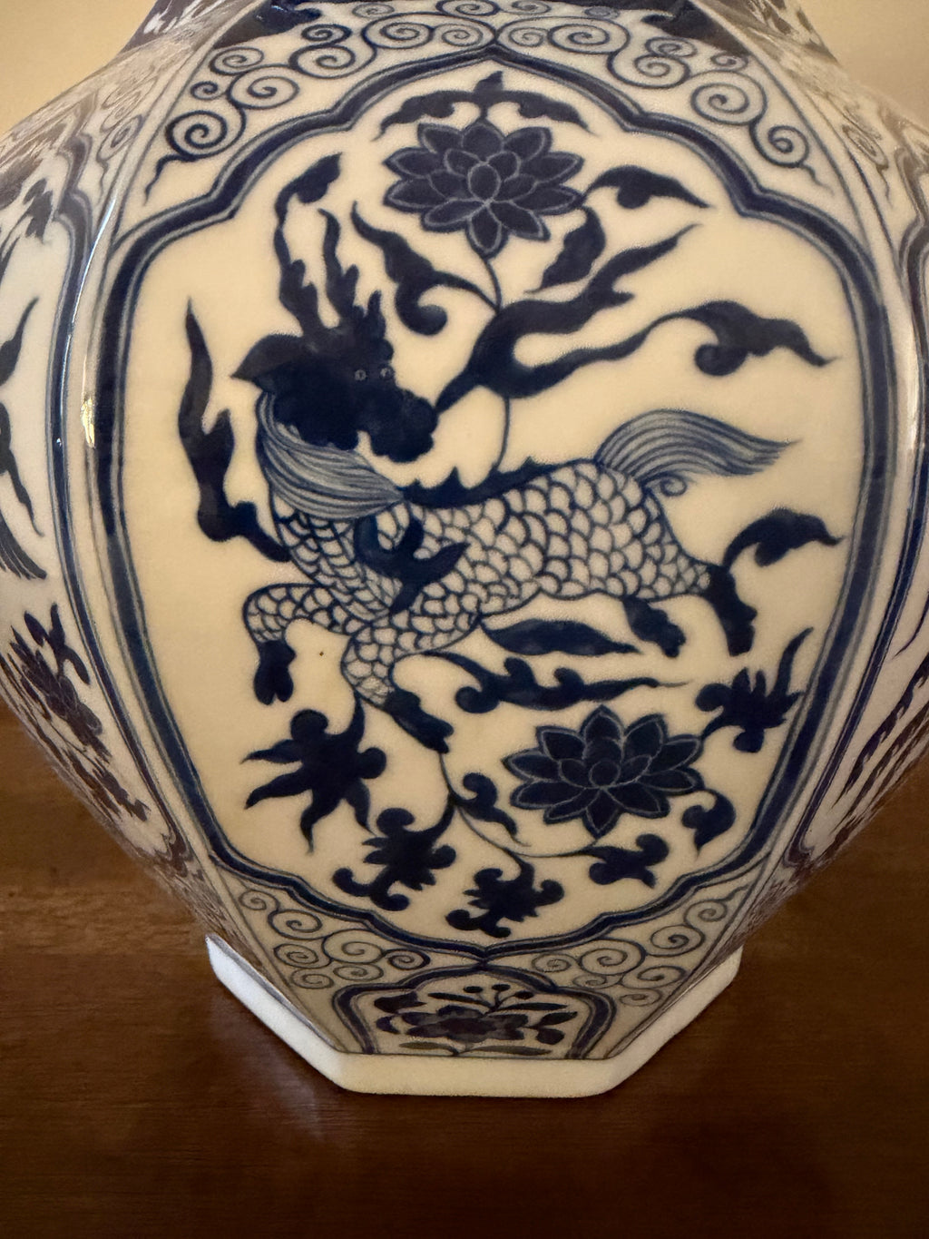 Large Vintage Chinese Blue & White Octagonal Porcelain Vase