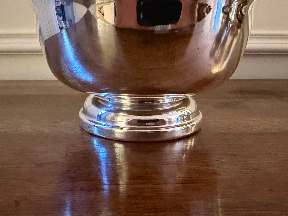 Mid-Century Sheffield Silver Co. Paul Revere Silverplate Bowl