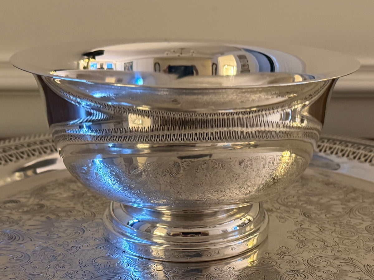 Mid-Century Sheffield Silver Co. Paul Revere Silverplate Bowl