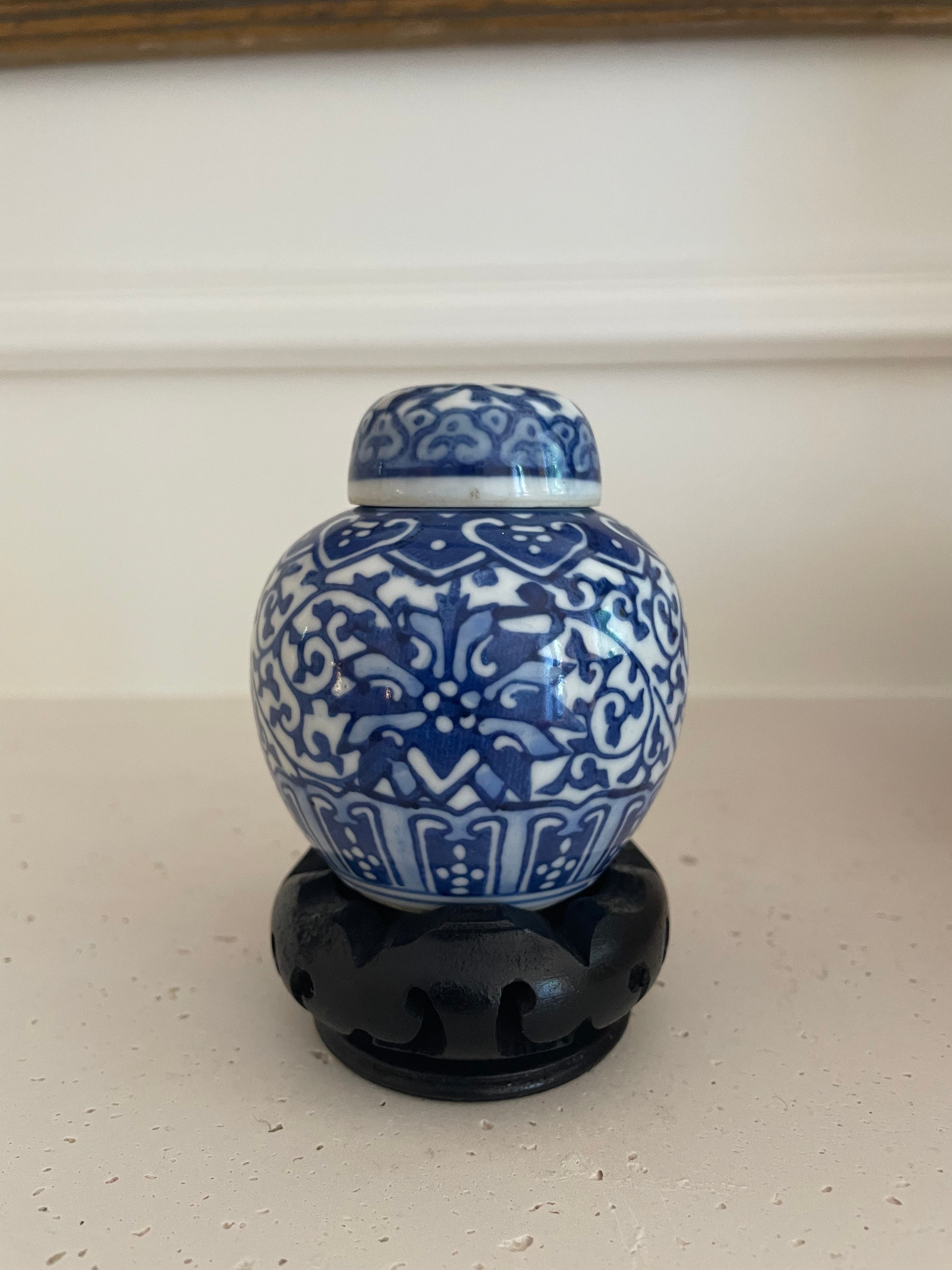 Vintage Blue & White Mini Ginger Jar with Wood Stand