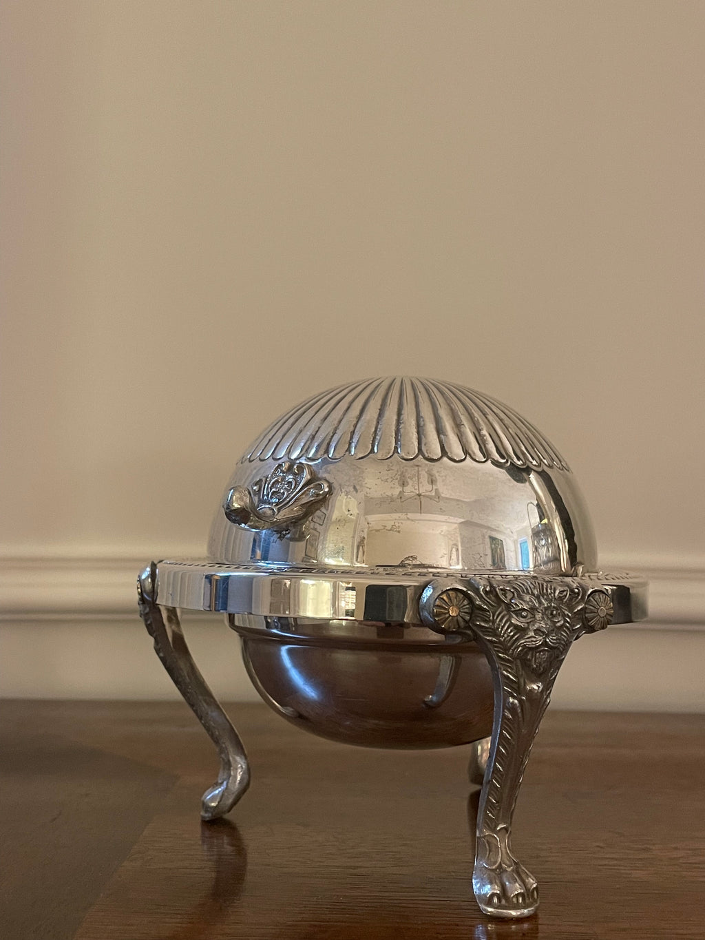 Rogers Co Silverplate Caviar, Butter, Condiments, Swing top dish, approx 5 inches wide and tall