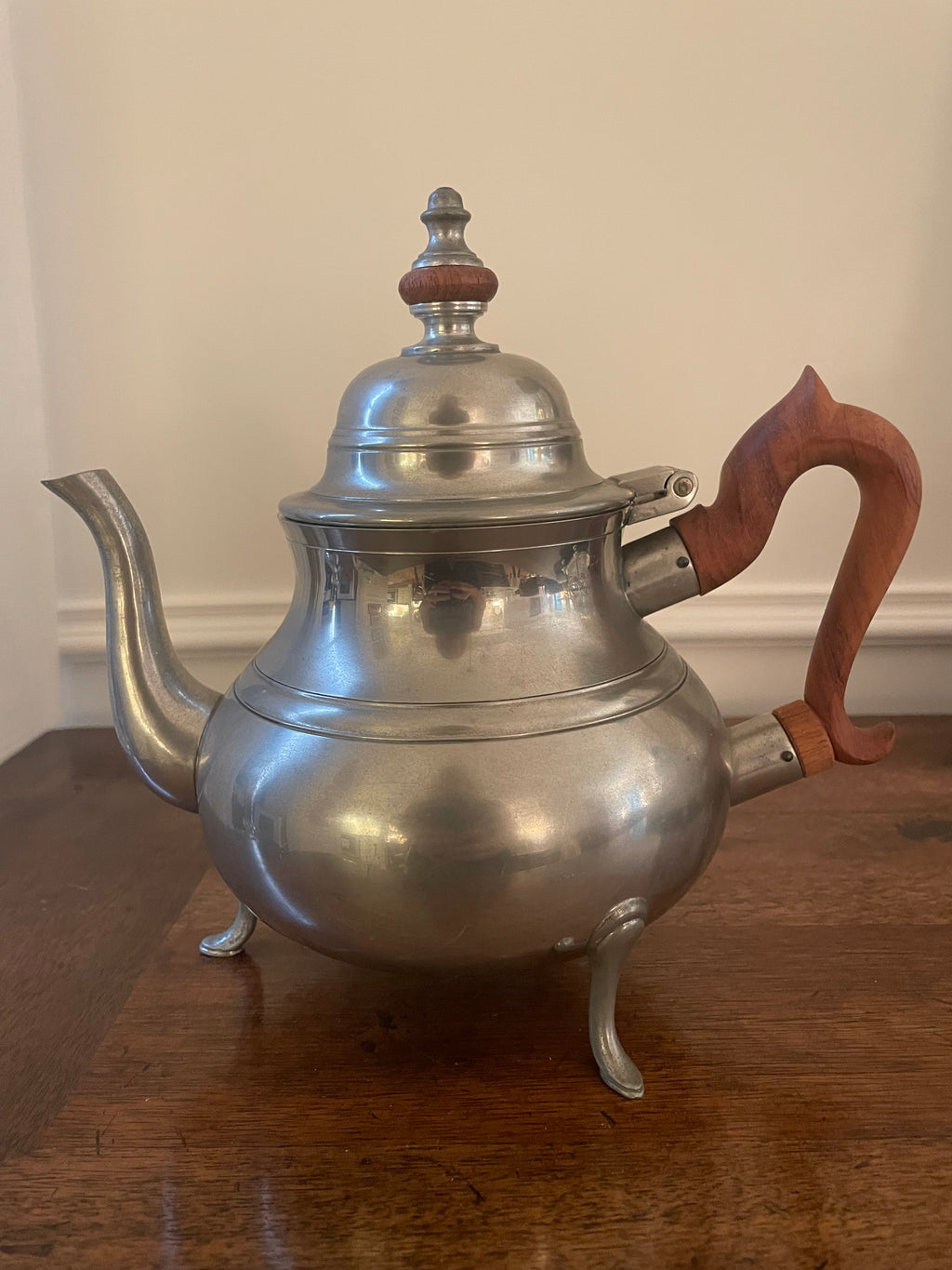 Stieff 'Colonial Williamsburg' Pewter Tea Pot, Vintage