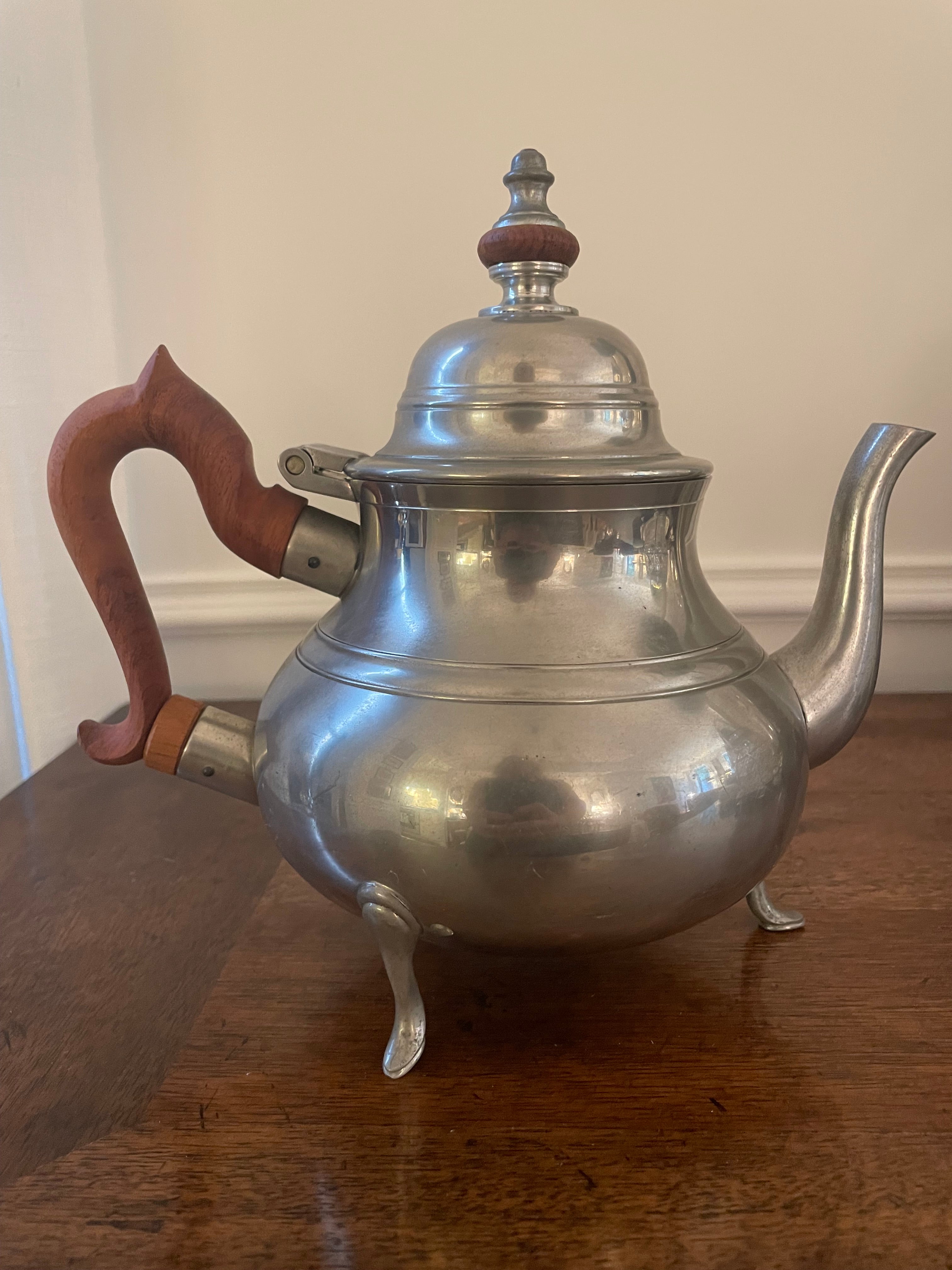 Stieff 'Colonial Williamsburg' Pewter Tea Pot, Vintage