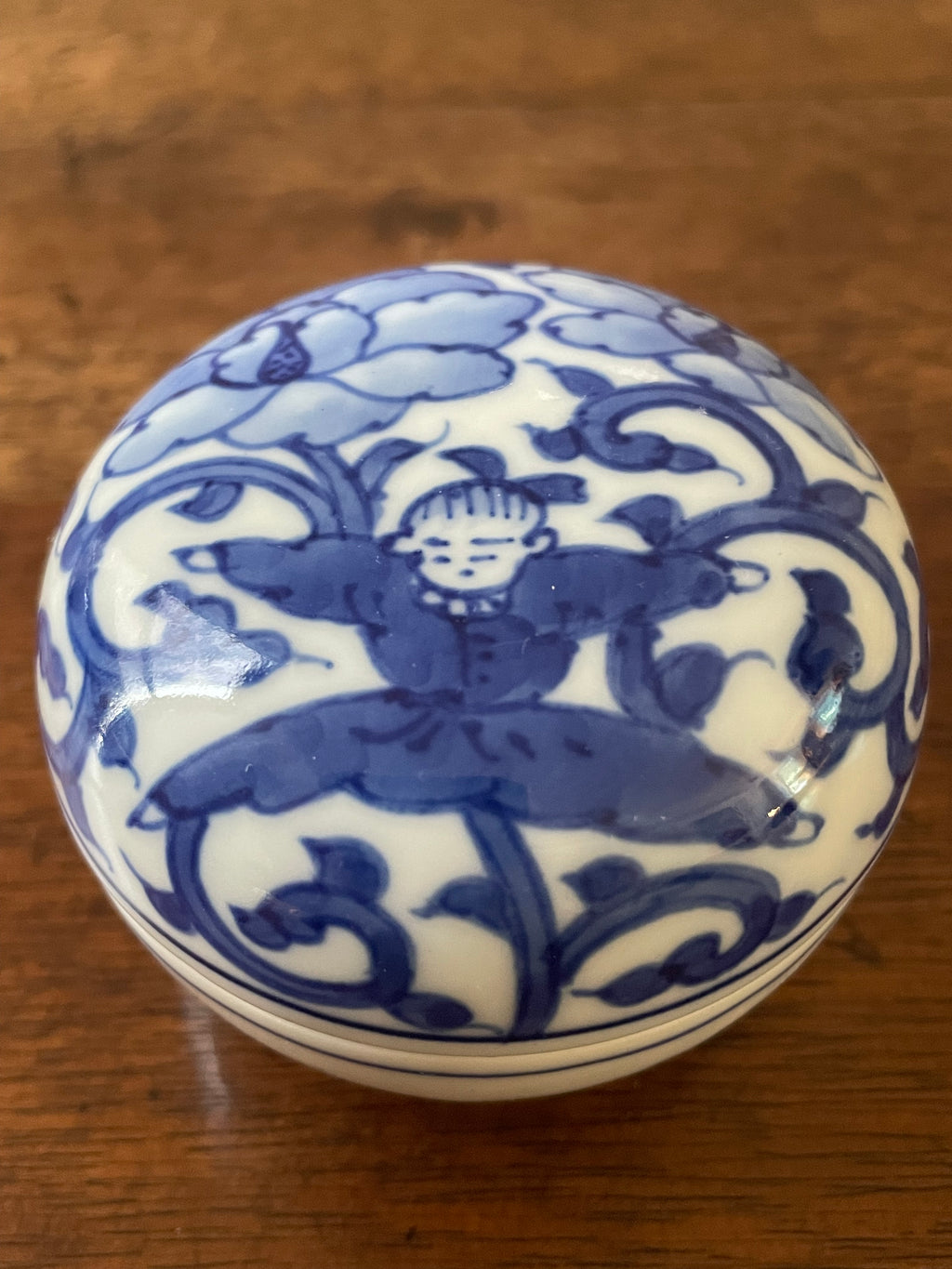 Vintage Gump’s Japan Blue & White Porcelain Karako Acrobat Kogo Trinket Box
