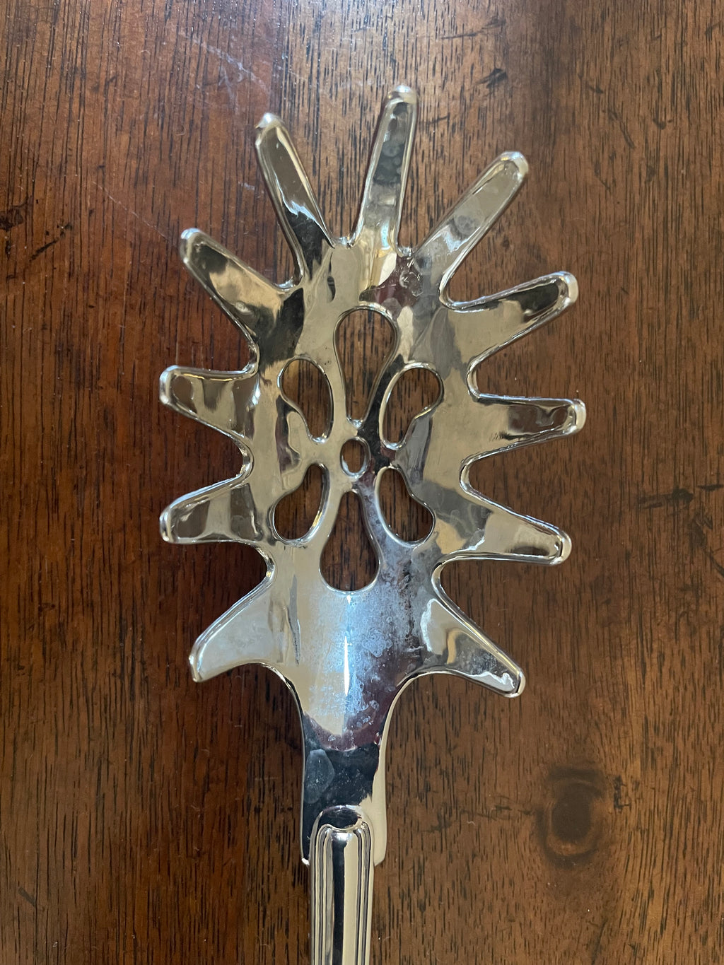 Vintage Silver-Tone Pasta Server with Shell & Foliate Detail