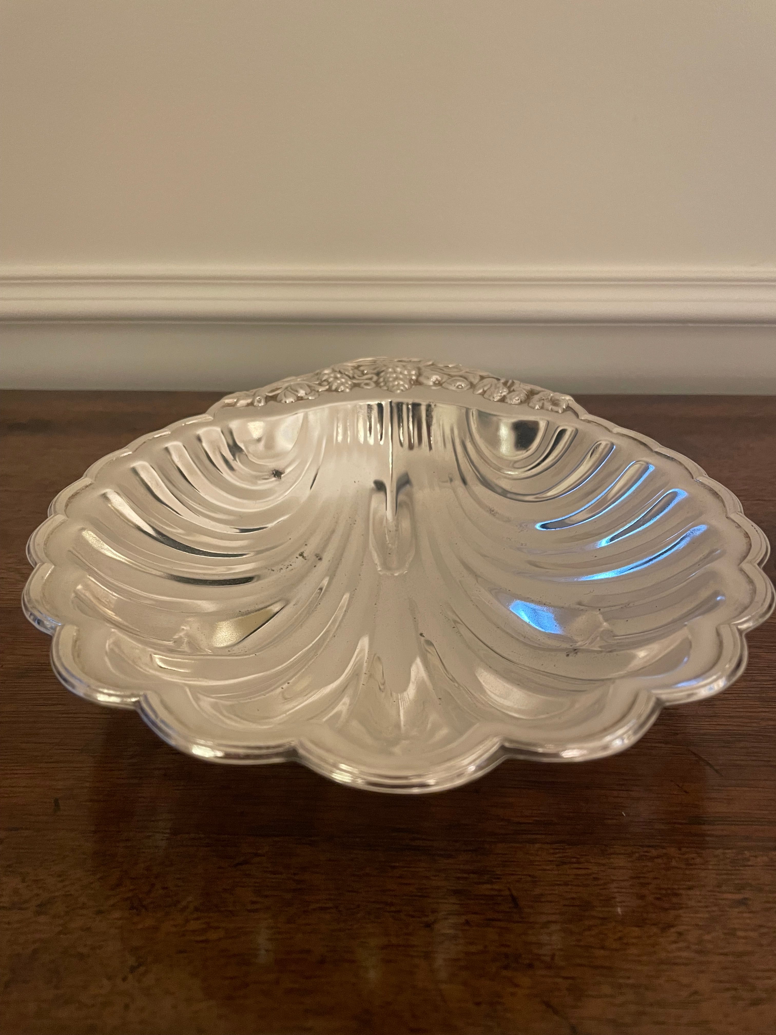 Vintage Godinger “Grape” Silverplate Scallop Shell Serving Dish, Made in USA, 10"