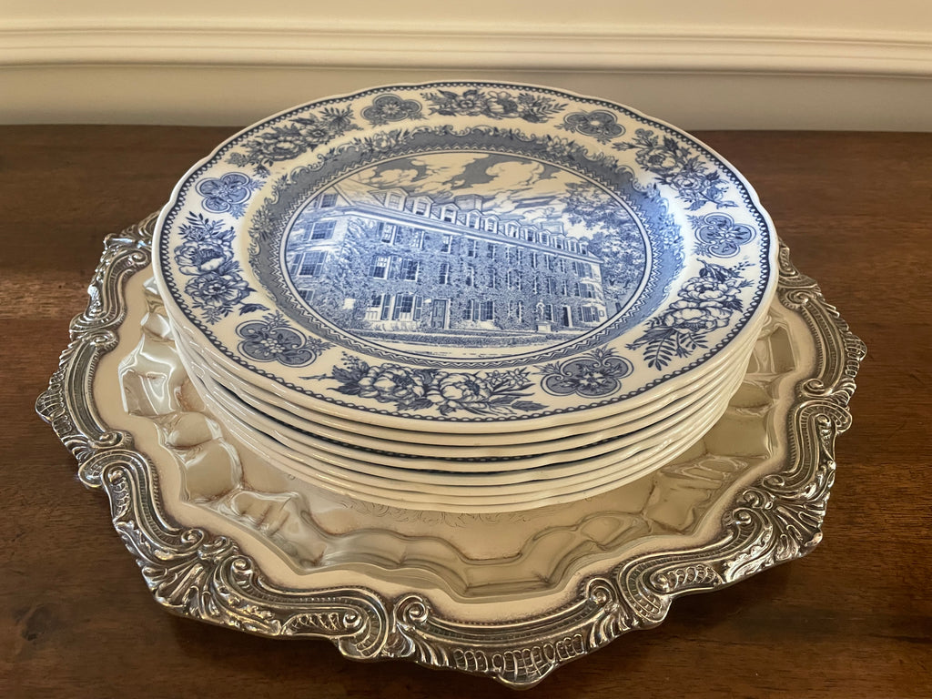 Antique 1931 Wedgwood Yale University Blue & White Dinner Plates, Set of 8