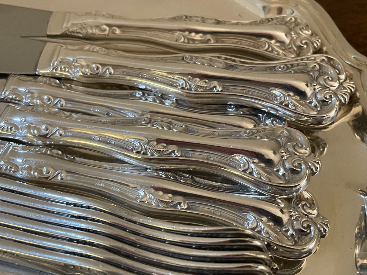 Vintage National Silver Co. “Queen Elizabeth” Silverplate Flatware – 18-Piece Service for 6, c. 1930s–1940s