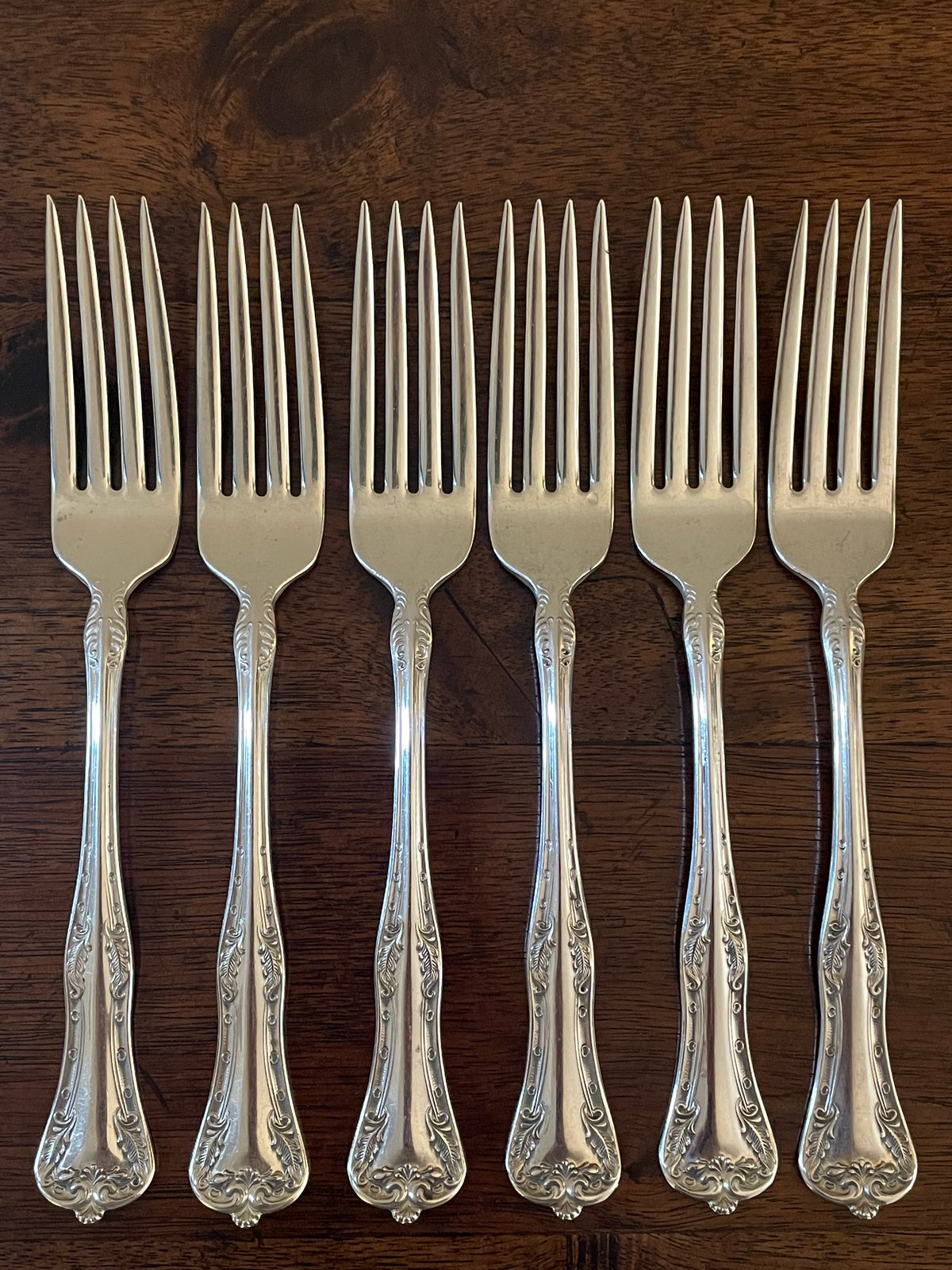 Vintage National Silver Co. “Queen Elizabeth” Silverplate Flatware – 18-Piece Service for 6, c. 1930s–1940s