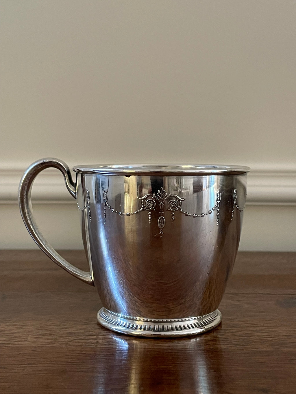 Vintage Oneida Community Plate Grosvenor Silverplate Baby Cup, c. 1920s–40s