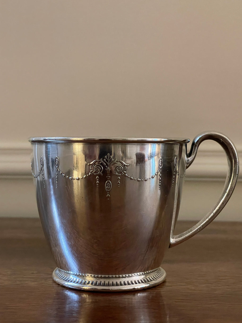 Vintage Oneida Community Plate Grosvenor Silverplate Baby Cup, c. 1920s–40s